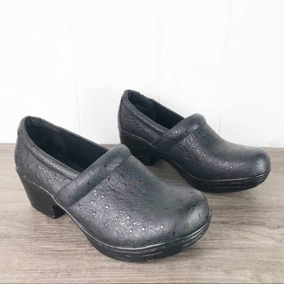 ❌SOLD❌ BORN CONCEPT B.O.C. Nadiyya Ostrich Clogs - Picture 12 of 12